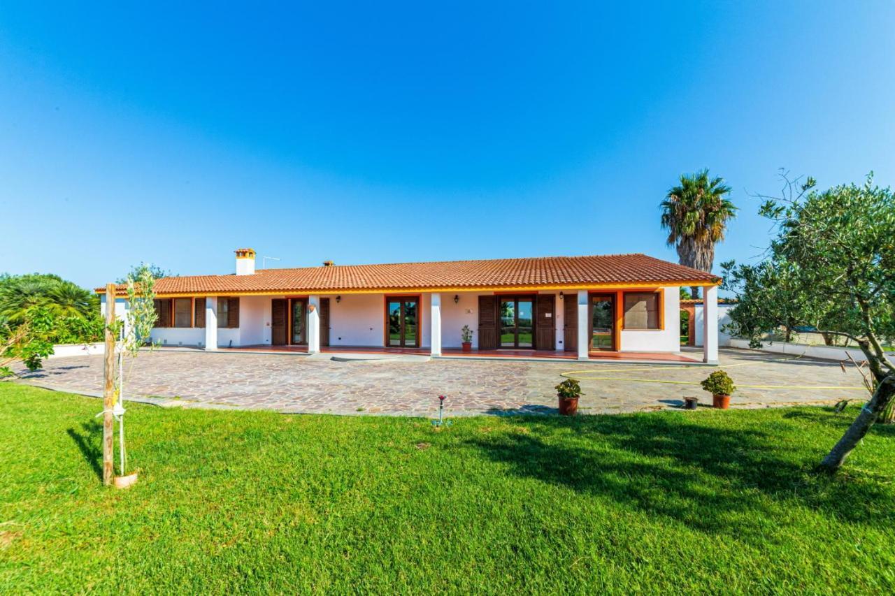 Agriturismo Is Cortillaris Cabras Exterior foto